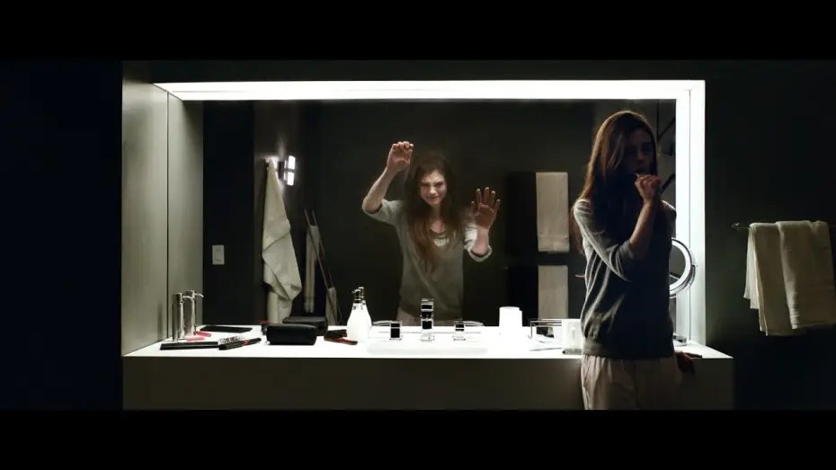 Видео к фильму Тёмное зеркало — Look Away - Trailer Deutsch HD - Ab 22.02.2019 im Handel!