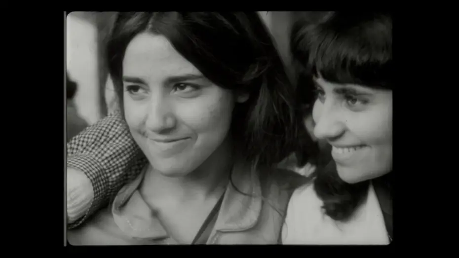 Видео к фильму Elles — "Elles" de Ahmed Lalem (1966)