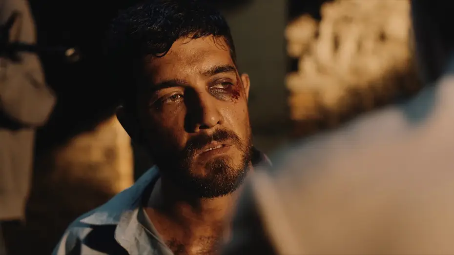 Видео к фильму Последняя посадка — Teaser trailer de 'Leal, solo hay una forma de vivir' | HEi Films