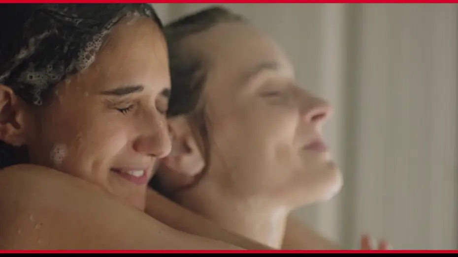 Видео к фильму Mamma + Mamma — MAMMA+MAMMA ● un film di Karole Di Tommaso