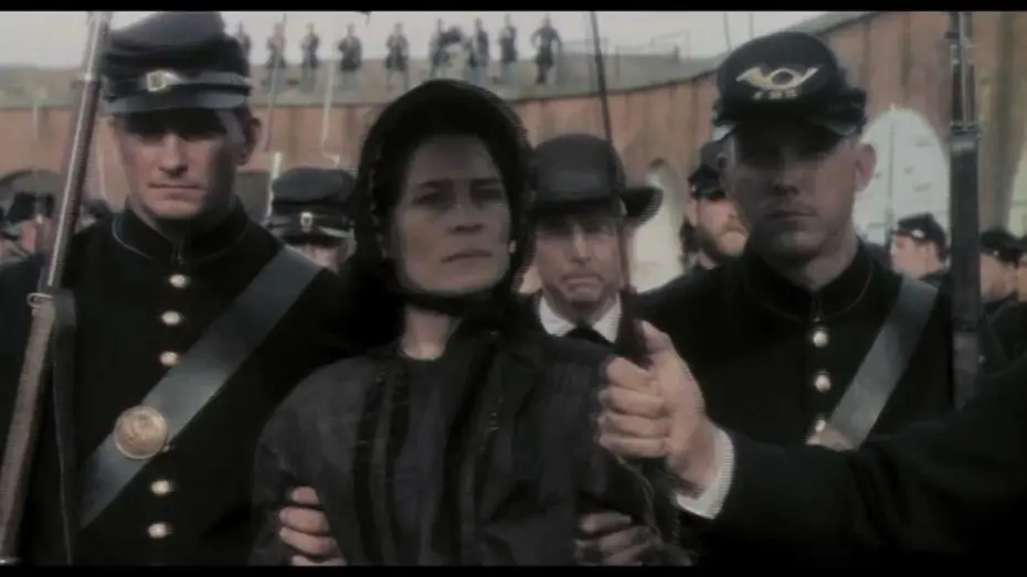 Видео к фильму Заговорщица — The Conspirator - Trailer italiano ufficiale