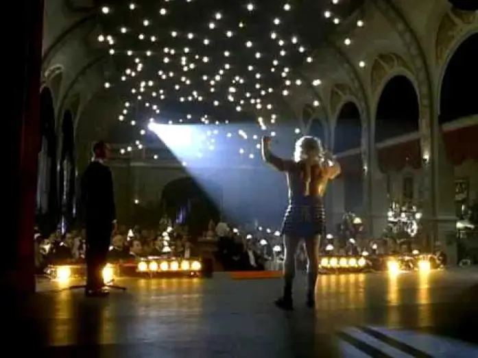 Видео к фильму Непобедимый — Invincible 2001 Trailer