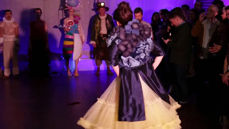 Видео к фильму Красавица и чудовище | Central Saint Martins Costume Collaboration
