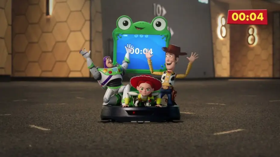 Видео к фильму История игрушек 5 | Toute la bande de TOY STORY 5 d&eacute;barque dans tes cin&eacute;mas CGR !