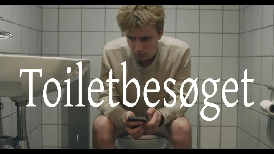 Видео к фильму Toiletbesøget — Toiletbesøget | The Bathroom Visit (Danish Short Film + ENG SUB)