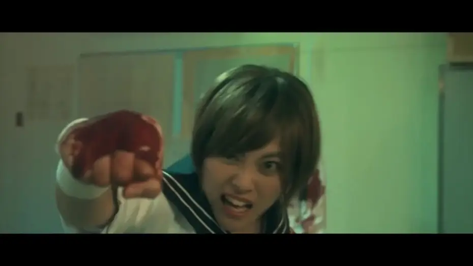 Видео к фильму 血まみれスケバンチェーンソーRED 後編 ギーコの覚醒 — Bloody Chainsaw Girl Returns: Parts 1 & 2 theatrical trailer - Hiroki Yamaguchi-directed J-horror