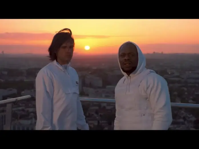 Видео к фильму Banlieusards — Kery James feat. Orelsan - À qui la faute ? [Clip Officiel]