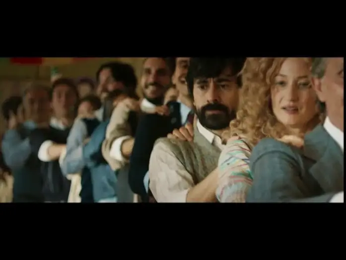 Видео к фильму Порочная связь — LACCI di Daniele Luchetti (2020) - Film d'apertura a #Venezia77