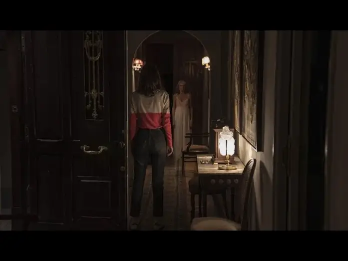 Видео к фильму Бабушка | Tr&aacute;iler final