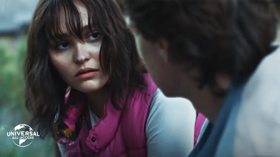 Видео к фильму Волк — Lily-Rose Depp & George MacKay Meet - Extended Preview