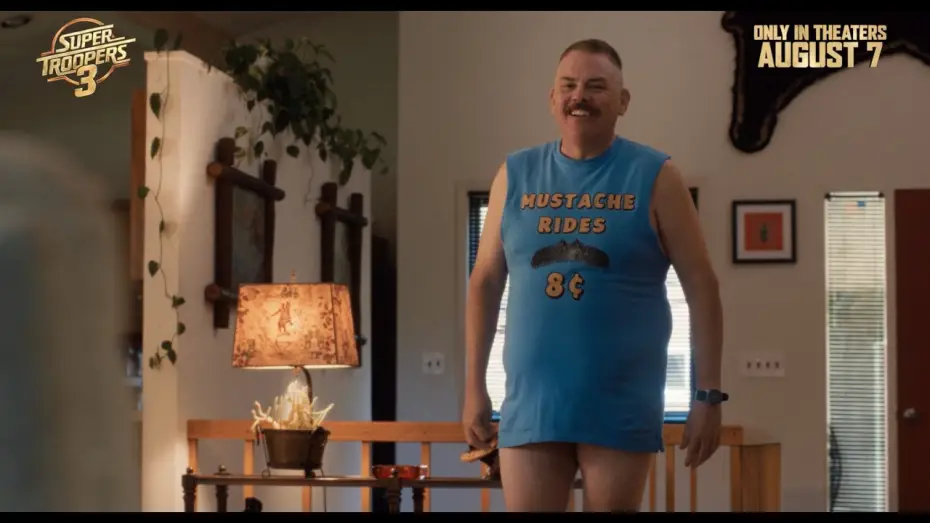 Видео к фильму Суперполицейские 3 — Sex Shirt Official Clip