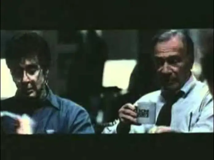 Видео к фильму Свой человек — Insider - Dietro la verità (1999) - Trailer ITALIANO