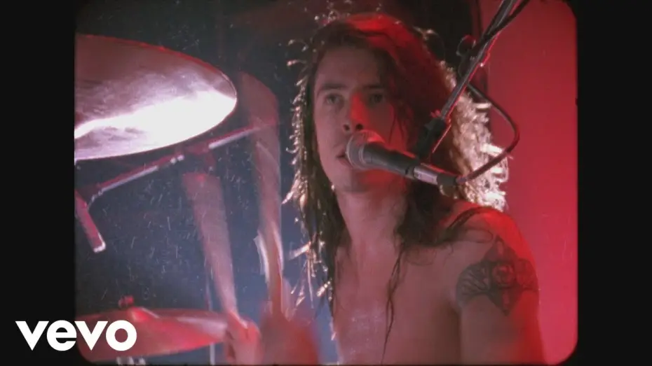 Видео к фильму Nirvana: Live at the Paramount — Nirvana - Been A Son (Live At The Paramount, Seattle / 1991)