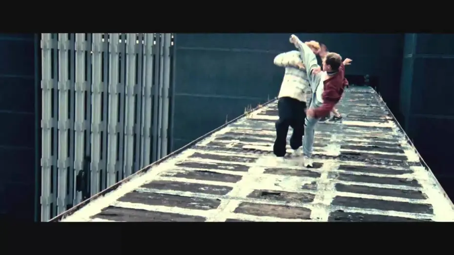 Видео к фильму Фрираннер — Freerunner - Corri o muori - Trailer Ufficiale HD ITA (AlwaysCinema)