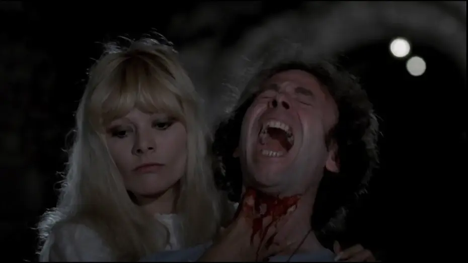 Видео к фильму Живая мертвая девушка — The Living Dead Girl (1982) She Lives