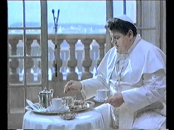Видео к фильму Папа должен похудеть — THE POPE MUST DIE Trailer
