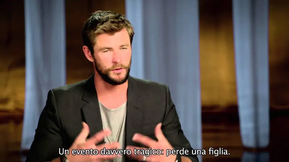 Видео к фильму Белоснежка и охотник 2 | IL CACCIATORE E LA REGINA DI GHIACCIO - Intervista a Chris Hemsworth (sottotitoli in italiano)