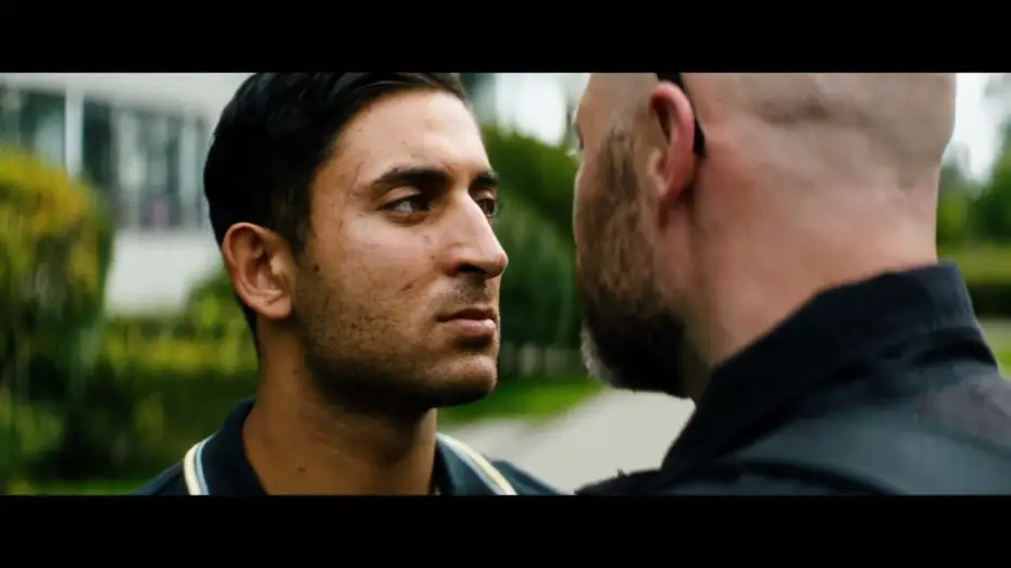 Видео к фильму Патруль: По законам улиц — Shorta. El peso de la ley - Trailer español