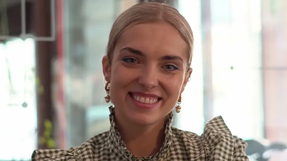 Видео к фильму Зoж | Magdalena Kolesnik os invita a ver SWEAT