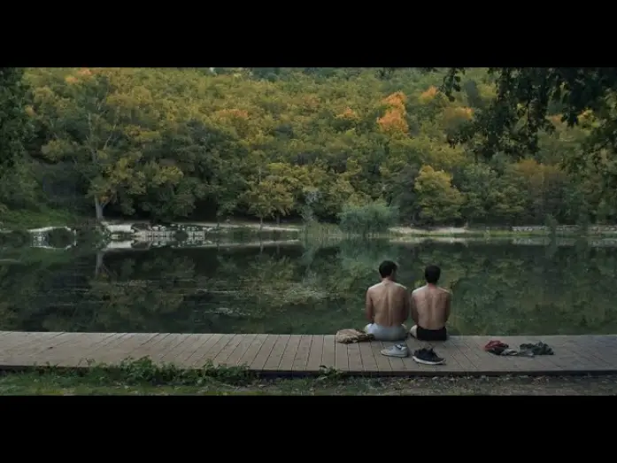 Видео к фильму Человек с ответами — Official Trailer