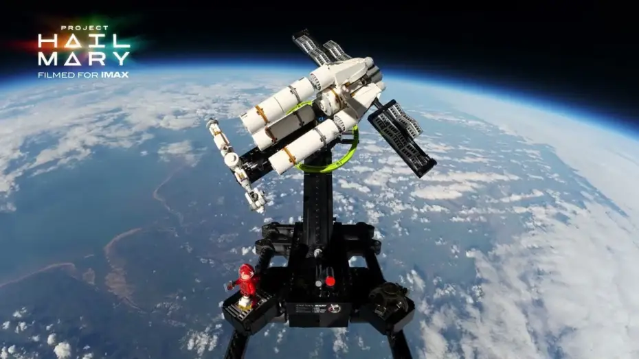 Видео к фильму Проект &laquo;Конец света&raquo; | Highest Altitude Launch Retrieval of a Lego Set