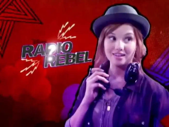 Видео к фильму Бунтарка — Who Is Radio Rebel? - Radio Rebel - Disney Channel Official