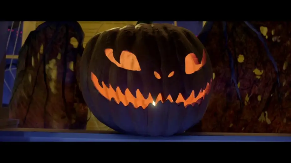Видео к фильму Ужастики 2: Беспокойный Хеллоуин | Chair de Poule 2 : Les Fant&ocirc;mes d&rsquo;Halloween  - TV Spot Unleashed Kids 20 VF