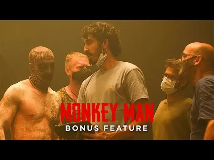 Видео к фильму Манкимэн | Dev Patel Broke His Hand While Filming - Bonus Feature Preview