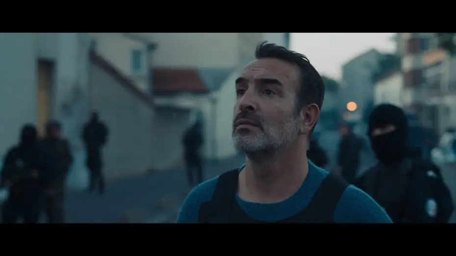 Видео к фильму Шрамы Парижа — November | Trailer ufficiale | Dal 20 aprile al cinema