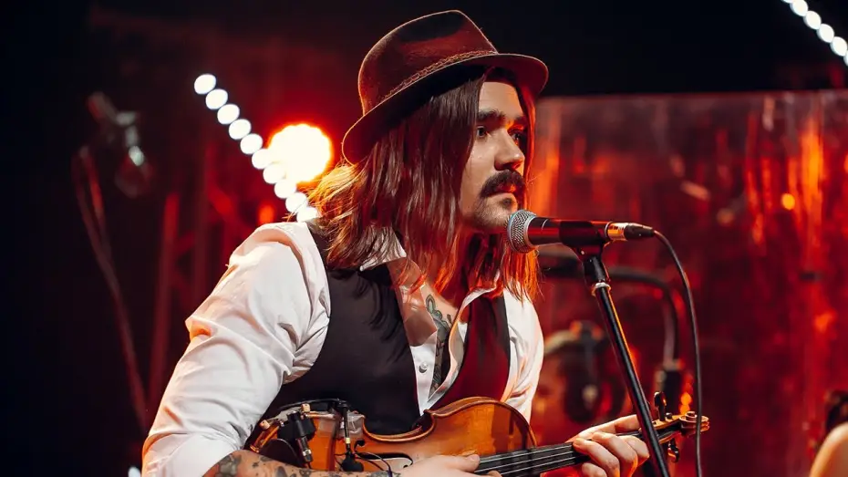 Видео к фильму V (Live в театре ”Лицедеи”, Санкт-Петербург, The Hatters — THE HATTERS — "V" (Тизер)
