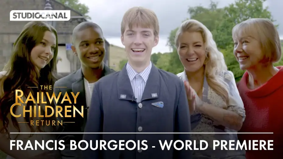 Видео к фильму Дети железной дороги возвращаются — Francis Bourgeois | Viral TikTok trainspotting star at the premiere of The Railway Children Return