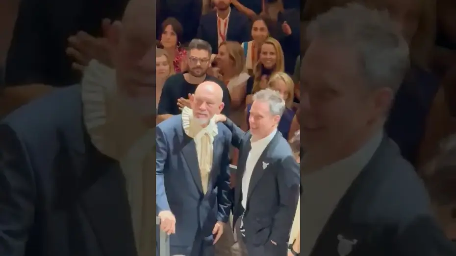 Видео к фильму Дикая лошадь — Venice Standing Ovation