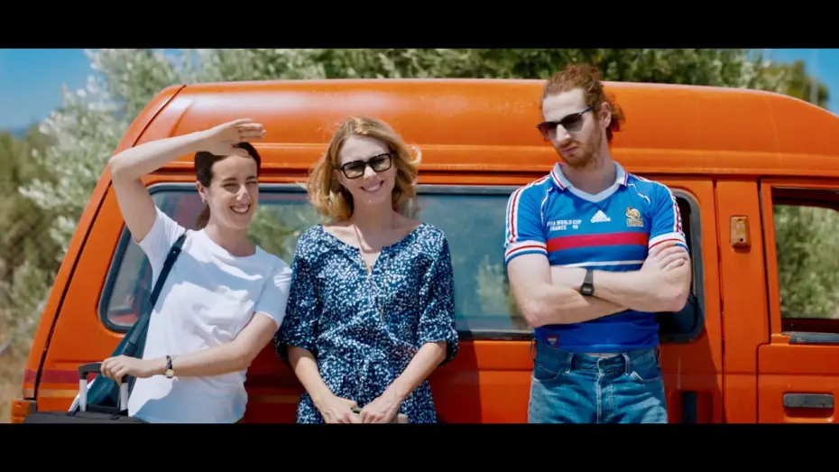 Видео к фильму Улыбочку! Снимаю! — Say Cheese / On sourit pour la photo (2022) - Trailer (French)