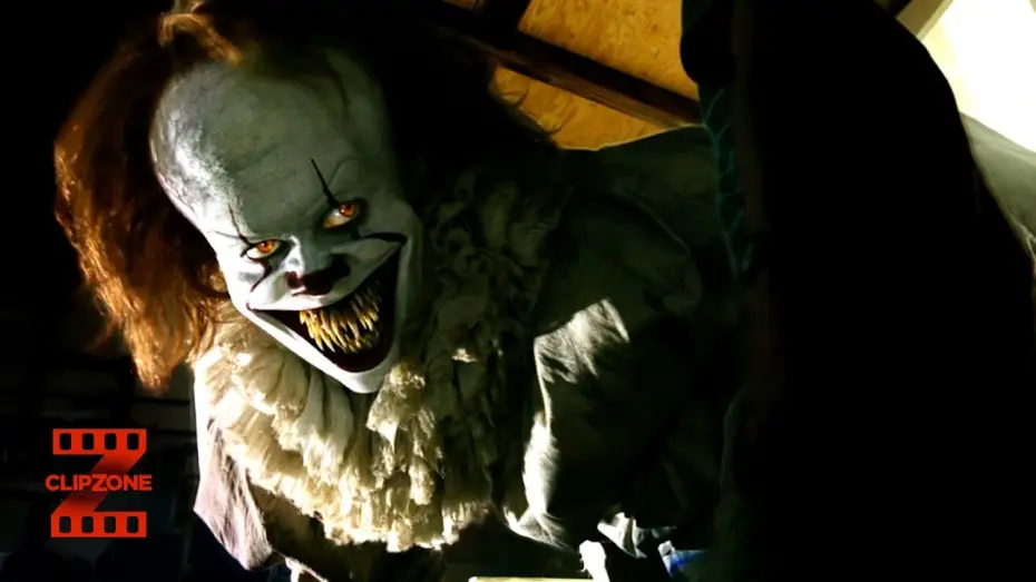 Видео к фильму Оно | Pennywise Loves His Projector
