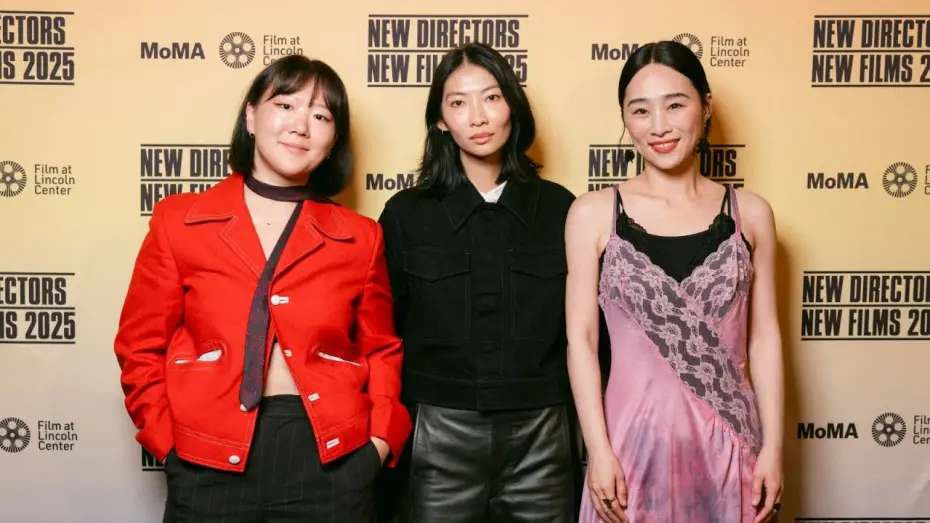 Видео к фильму Дворец голубого Солнца | Constance Tsang, Ke-Xi Wu, and Murielle Hsieh on Blue Sun Palace