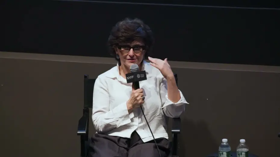 Видео к фильму Put your soul on your hand and walk | Sepideh Farsi on Put Your Soul on Your Hand and Walk