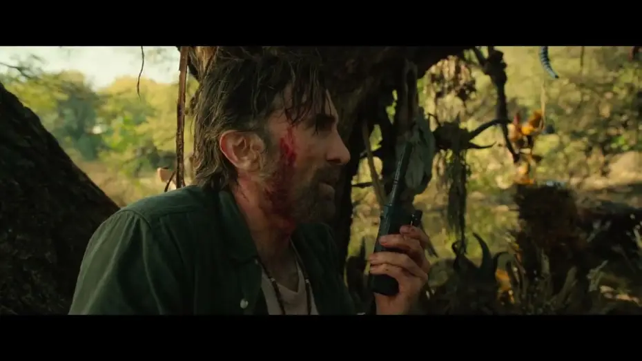 Видео к фильму Зверь | Beast | Clip "Il leone usa Nate come esca"