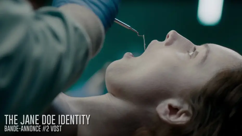 Видео к фильму Демон внутри | THE JANE DOE IDENTITY - Bande Annonce #2 [VOST]