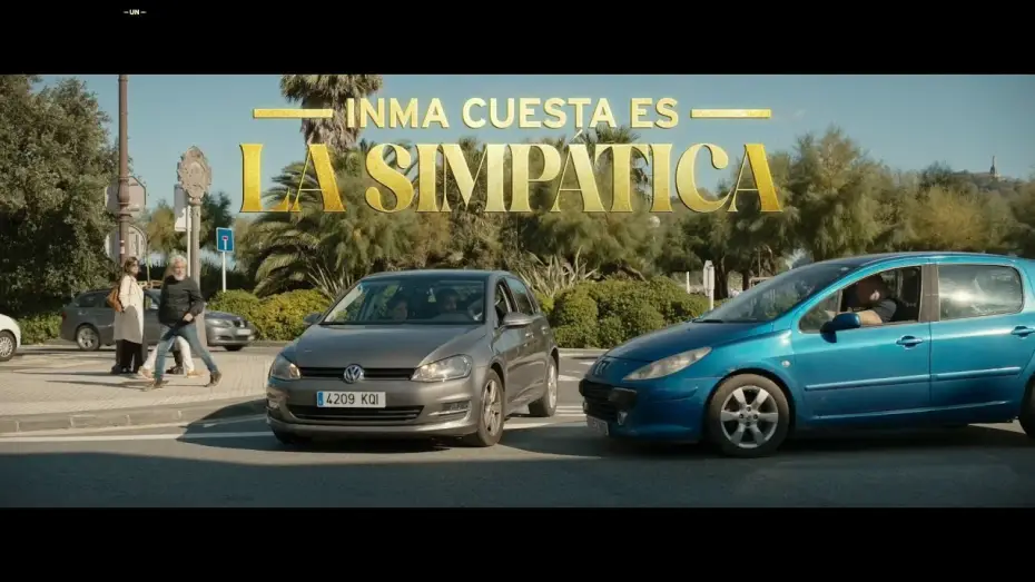 Видео к фильму Un funeral de locos | Ser simp&aacute;tica no es lo suyo...