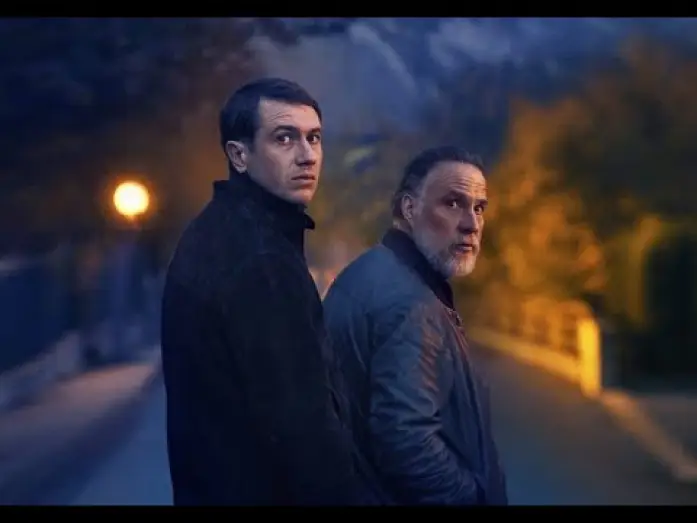 Видео к фильму Таинственное убийство — Official Trailer