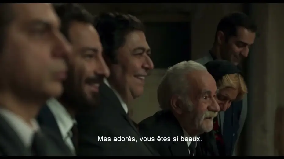 Видео к фильму Братья Лейлы — Trailer de Leila's Brothers — Leila et ses frères/برادران لیلا subtitulado en francés (HD)