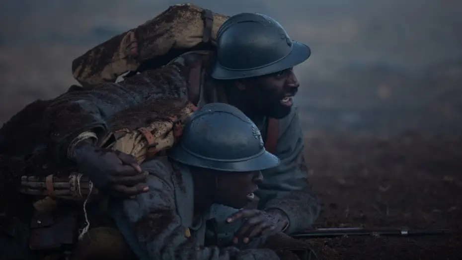 Видео к фильму Отец и сын — Padre y soldado - Tráiler español