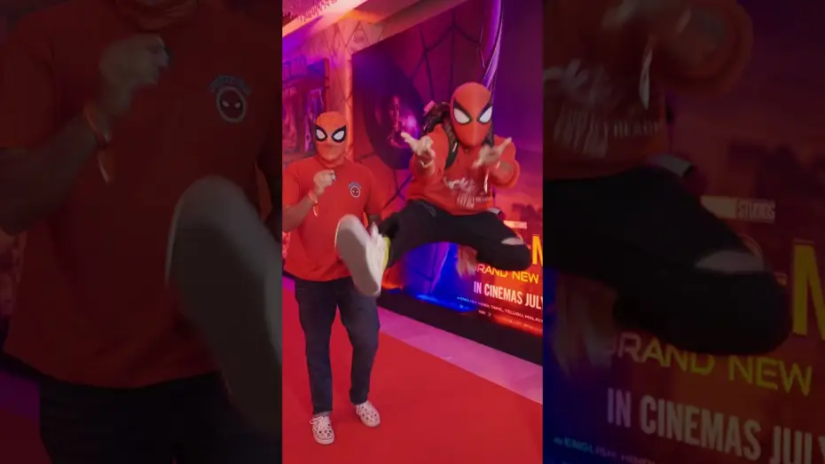 Видео к фильму Человек-паук: Новый день — When everyone showed up for their friendly neighbourhood Spider-Man