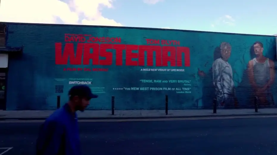 Видео к фильму Мусорщик | Brick Lane Mural
