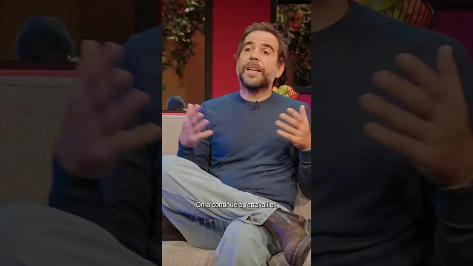 Видео к фильму Une id&eacute;e g&eacute;niale | UNE ID&Eacute;E G&Eacute;NIALE - Sur la sc&egrave;ne des Vari&eacute;t&eacute;s avec S&eacute;bastien Castro, auteur et com&eacute;dien