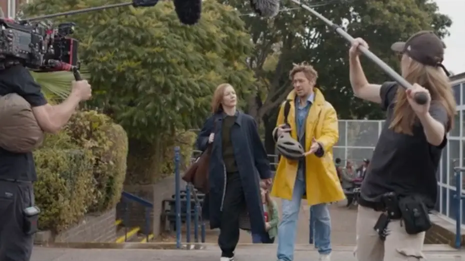 Видео к фильму Проект &laquo;Конец света&raquo; | Finding Grace Vignette