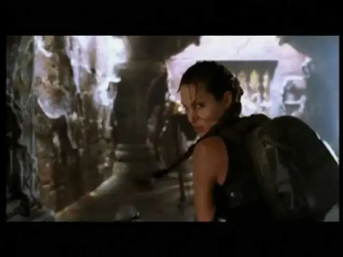 Видео к фильму Лара Крофт: Расхитительница гробниц | tomb Raider trailer ita