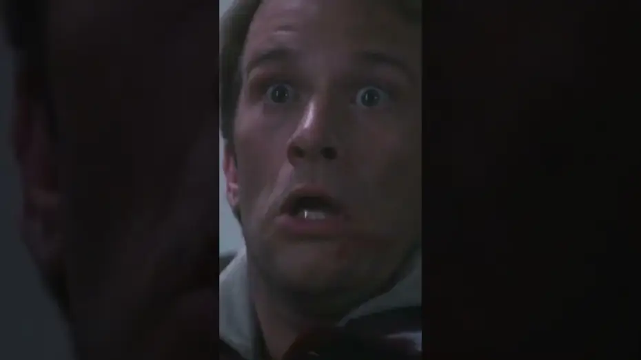 Видео к фильму Ловец снов | How to kill an alien 101