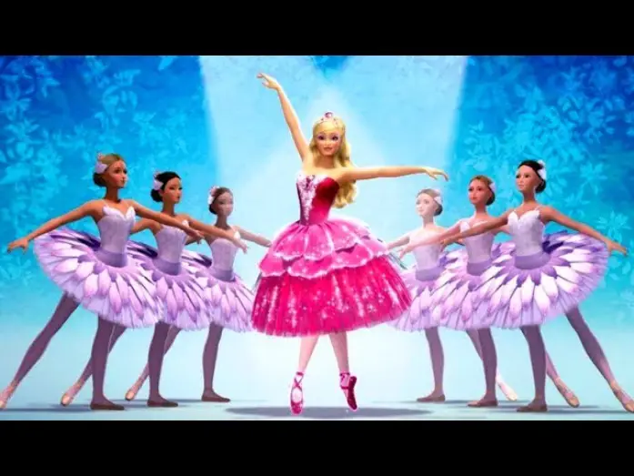 Видео к фильму Барби: Балерина в розовых пуантах | BARBIE: La Bailarina M&aacute;gica (Trailer espa&ntilde;ol)