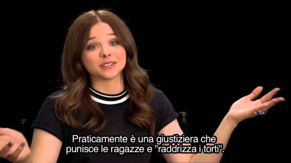 Видео к фильму Пипец 2 | Kick-Ass 2 - Intervista a Chole Grace Moretz, nel film Hit Girl (sottotitoli in italiano)